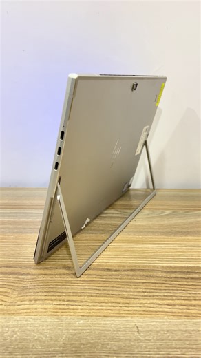 HP Elite x2 1013 G4 – 2-in-1 Business Tablet ◇ Operating System: Windows 11 Pro 64-bit ◇ Processor: Intel®️ Core™️ i5-8365U @ 1.9GHz (8 CPUs)up to 4.1 GHz. ◇ Memory: 8GB RAM PC4 ◇ Storage: 256GB SSD NVMe ◇ Graphics: Intel®️ UHD Graphics 620 (128 MB VRAM) ◇ Display: 12.3″ (1920 × 1280) touchscreen, 10-point multi-touch support-60Hz refresh rate ◇ Keyboard & Input: Backlit keyboard, Fingerprint scanner ◇ Cameras: Dual cameras ◇ Connectivity: 3× USB-A, Lock Port, Fingerprint Scanner ◇ Extras: Micro