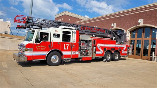 One person taken to hospital after kitchen fire in northwest Cedar Rapids