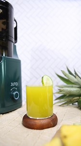 442K views · 4K reactions |  A simple 2-ingredient colon cleanser: cucumber + pineapple. Perfect for flushing toxins, supporting digestion, and giving your system a natural reset.✨ Dont miss this Labor Day Sale: 20% off Juto juicer www.jutoliving.com ends tomorrow!Use code “LABORDAY” at checkout #DetoxJuice #ColonCleanser #GutHealth #LaborDaySale #juto #jutojuicer #greenjuice #colon #cleanse #juicecleanse #juicer #Health | Juicing Tutorials | Facebook