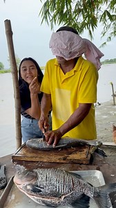 Arroya el pescado sin verlo es un maestro | Lo más viral