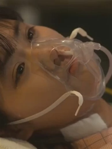 Oxygen mask lovers 😷😘 #highlight