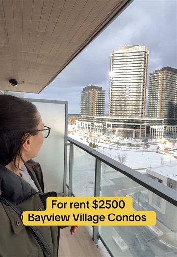 $2,500 | Bayview Village 1 1 Condo • Parking • Locker A rare rental in one of North York’s most desirable communities. This modern 1 1 condo offers world-class amenities, including a private ice rink, indoor pool, full fitness centre, golf simulator, lounges, and more. Perfect for professionals or couples looking for lifestyle, convenience, and transit-friendly living. 📍 Bayview Village 📩 DM for details or to book a private showing #BayviewVillage #TorontoRentals #CondoForRent #TorontoCondos #