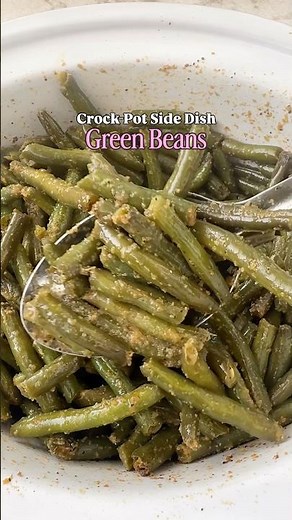 Crockpot Green Beans #slowcooker #crockpot #sidedishrecipe