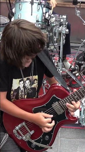 Times Square Guitar Solo 🔥 | Bay – “Break It Down”