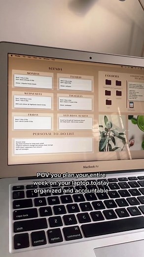 Gotta stay organized when you’re busy and forgetful ✍🏼😅 #organizeyourlife #organization #organizationhacks #desktopwallpaperorganizer #thatgirl #pinterest #macbookorganization #dailyplanner #weeklyplanner #planneraesthetic #fyp #foryou
