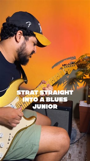 Pure guitar into a Blues Junior, mic’d with an SM57. No tricks, just touch. #guitarra #fenderamps