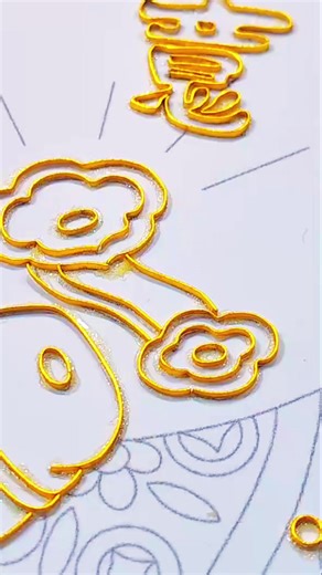 At the moment of decompression, the little gold wire comes from the thousand-year-old imperial craft.#handmade #art #Gift