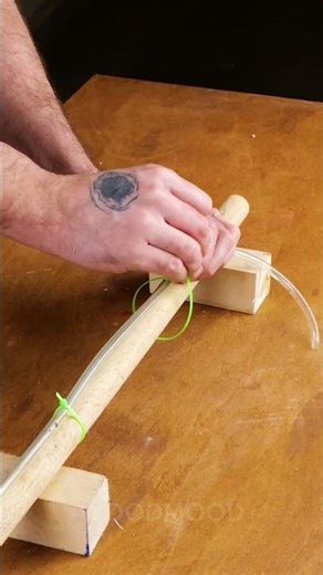 DIY extension for applying polyurethane in hard-to-reach places 💡🧹