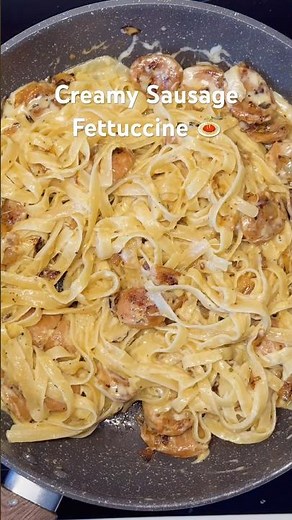 Creamy Sausage Fettuccine | Easy Cheesy Pasta Recipe🍝 #shorts