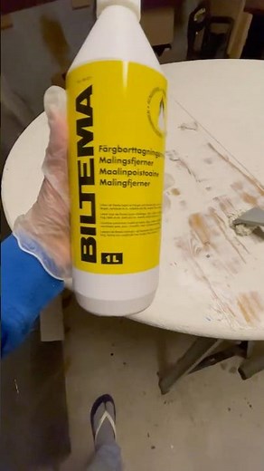 Using paint remover on furniture / malingfjerner