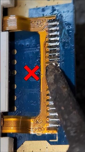 🔥Display Remove Without Damage Track #shorts #trending #repair #soldering #tips #display #track
