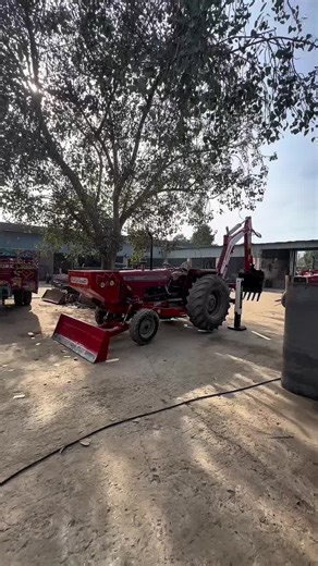 Backhoe Loader Machine Overview