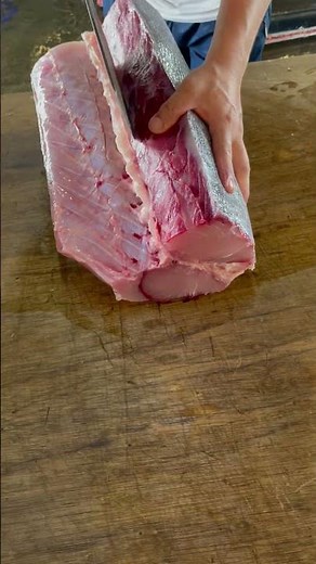 How to fillet giant blue marlin fish
