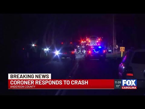 1 dead after crash into tree in Anderson County, coroner says