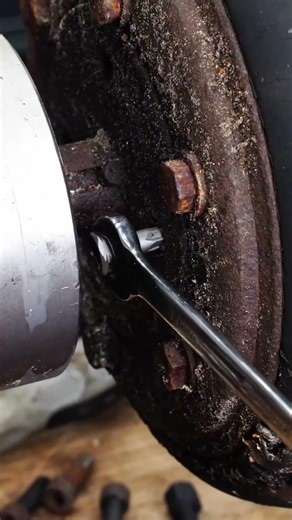 Removing a Rusted Fastener in Tight-Access area with a GripEdge RPT Dual Action Driver