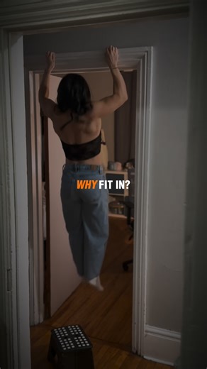 taylor cole🤍🤍 on Instagram: "who needs a pull up bar when you have a door frame? featuring my step stool"