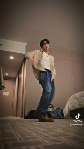 J-hope Swim dance Challenge🌊#BTS#army#btsarmy #jhope #jimin#keşfet #keşfetteyiz #keşfetbeniöneçıkar