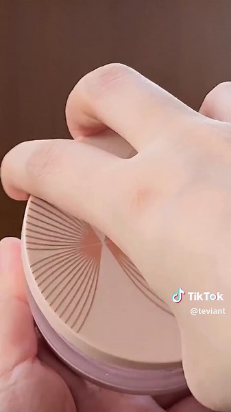 Discover the Stunning Loose Powder Collection | Teviant Beauty