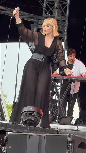 Natasha Bedingfield - Pocketful of Sunshine (live at Frequency Festival, 2026)