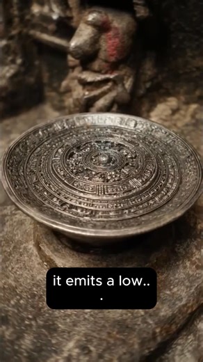 The Silver Disk That Hums When Touched #ancient #mystery #history #egyp #Archaeology #fblifestyle | Worldwide News Feed