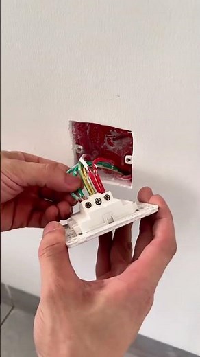 How to Wire a Wall Socket Box in the Bedroom