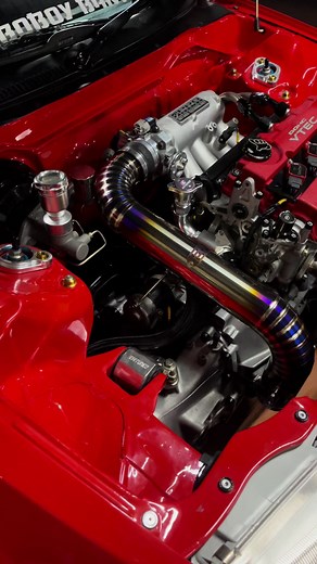 Detailed Look at Honda VTEC Engine Components