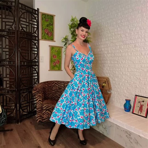 Bernie Dexter on Instagram: "#pinup #rockabilly #retrostyle #vintage"