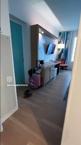 Universal Surfside Inn standard room with pool view.