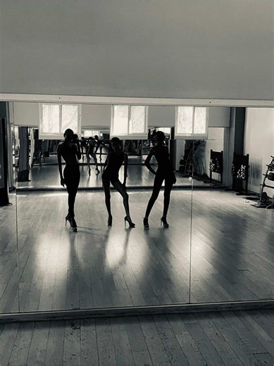 Confidence. Power. Fire. That’s GAModels girls. #confidence #modeling #mannequin #viral #runway