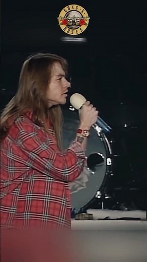 🔫GUNS N' ROSES🌹- SWEET CHILD O' MINE (Live TOKYO 1992) #gunsnroses #lyrics #rock #music #concert