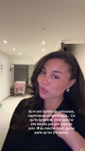 Hommage à Maman : Reine et Éducatrice