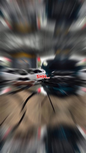 Small Crack, Big Risk! That tiny chip in your windshield can spread fast—jeopardizing your safety every time you drive. At Discount Auto Glass, we replace your windshield quickly and professionally—and right now, every replacement comes with a FREE Windshield Coating for extra protection! Why Columbus drivers choose us: ✅ Certified technicians with 25 years of experience ✅ Lifetime warranty on leaks & workmanship ✅ Convenient mobile service to your door ✅ Loaner vehicle included while we handle 