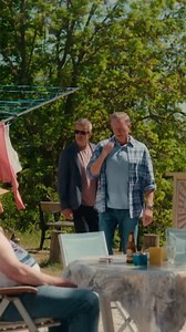 Selvom det er koldt udenfor, tænder vi søndag 20.55 helt op for grillen på TV 2 Charlie, når vi sender 'Året der gak' 😀 Hvem synes du, trænger mest til en tur over flammerne i år? | TV 2 Charlie