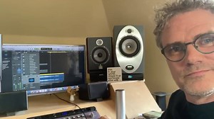 Here’s a teaser of our “one world, one voice” song. The real video is coming hopefully this Friday!! Thank you all for sending your fantastic videos from South Africa, France, the USA, Egypt, Germany, China, Switzerland, Canada, Serbia, Turkey, and more.... | Jesse Cook