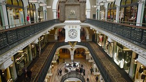 Your Sydney shopping spree awaits. Stroll through historic arcades filled with fashionable boutiques, modern malls full of global brands and high-end street shops featuring eye-catching designs. | Sydney.com