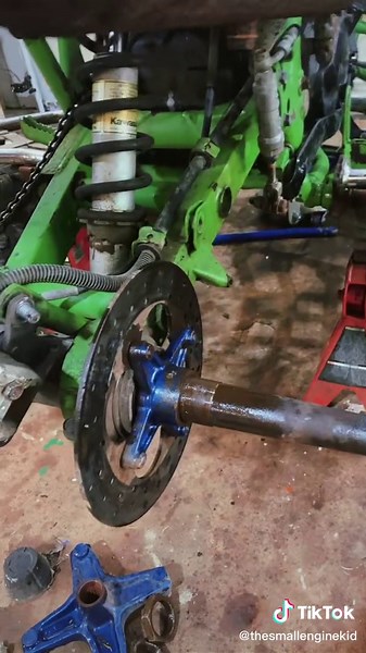 Kawasaki Mojave 250 Maintenance Guide: Replacing Axle Bearings