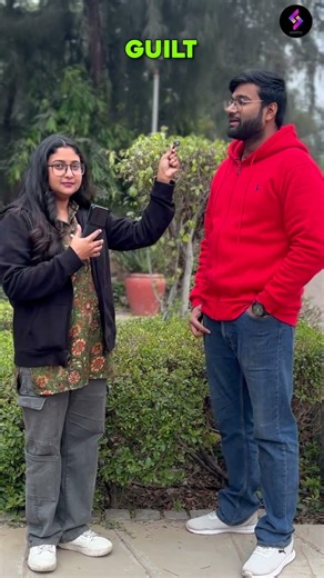 Delhi Street Interview 😍 | Dakar, Chutki, Gudgudi English Mein Kya Kehte Hain? Gossip and Pebbles