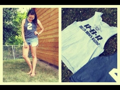 How To: Cut a T-Shirt into a Tank Top