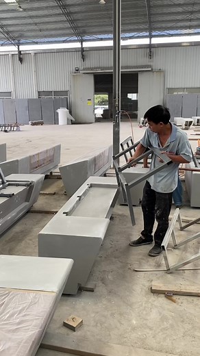 How to install antiseptic wood backrest on concrete landscape bench #landscape #concrete #bench #diy