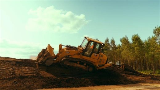 Cat® 963 Track Loader | TP Technical Customer Testimonial | Hervé Prenat -Exca-