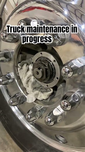 Installing a Front Wheel Hub on a Semi Truck | Truck Repair