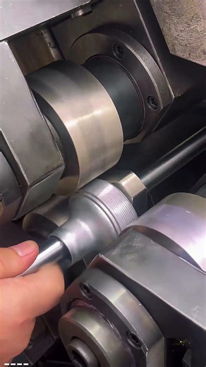 Three-Axis Knurling Machine