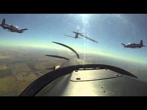 Royal Canadian Air Force CT 156 Harvard II Formation flight : vol en formation