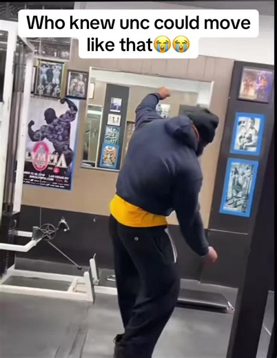 Unc Shows Impressive Dance Moves at Diamond Gym