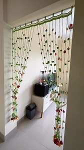 Pattern 👉🏻 https://patternshere.com/unlock/?pattern=flower-curtain #crochet #crochetlove #crochetcommunity #crochetpattern #crochetinspiration #grannysquare #crocheting #crochetersofinstagram #crochetblanket | Crochet Tutorial