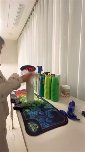 Sports stacking cycle