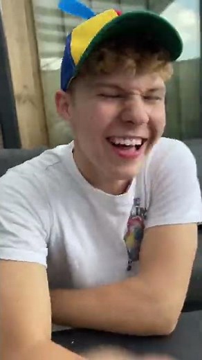 Armpje drukken 💪 Ik ben niet de enige die dit doet om te winnen toch? 😂