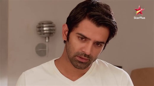 627K views · 24K reactions | #Khushi ne kiya #Arnav ka shower bandh aur hui kuch pal ki masti! Dekhiye kaise karegi #Khushi #Arnav ke kamre pe kabza! Dekhte rahiye #IssPyaarKoKyaNaamDoon! #isspyaarkokyanaamdoon #khushi #arnav #sanayairani #barunsobti #alltimetrending #trp #romance #indianshow #topratedshow #starplus | StarPlus | Facebook