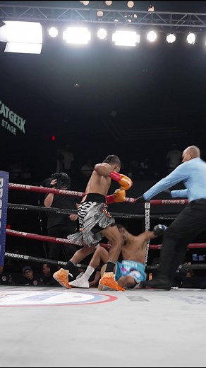 This angle of Francois Scarboro Jr’s round one knockout… 😳 Pure power. Pure precision. That shot looks even crazier from this view. 💥🔥 📺 Live now on the ProBox TV YouTube channel! | ProBox TV