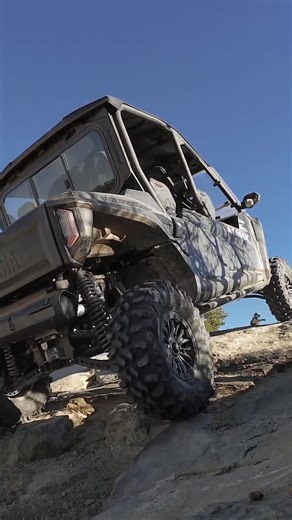 The right tools for the ride. Diff lock provides secure traction. Crawl mode smooths power delivery. That’s the future of off-road design. @DirtWheelsMag #Yamaha #RMAX1000 #RMAX2 #ProvenOffRoad #REALizeYourAdventure #AssembledInUSA #Yamaha10YearBelt | Jim Trenary Motorsports1